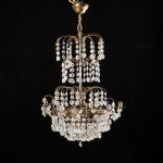 1095 1583 CHANDELIER